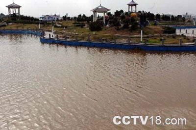 中国死海运城盐湖风景图