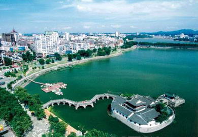 甘棠湖风景图