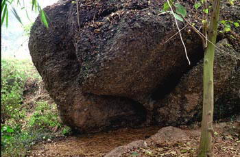 龙洞