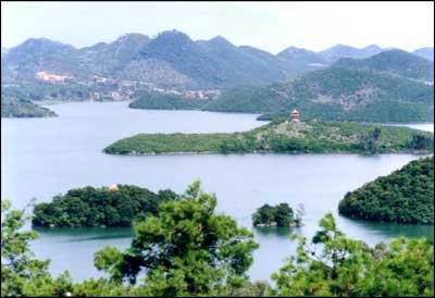 浴仙湖