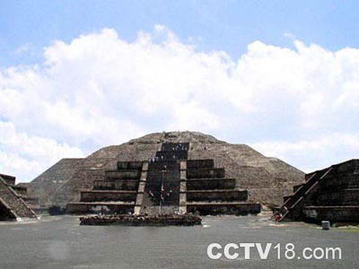 墨西哥城月亮金字塔